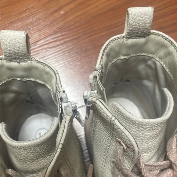 Girls Cat & Jack/ Old Navy Brown & Cream Leather Boots size 11 - Picture 10 of 10